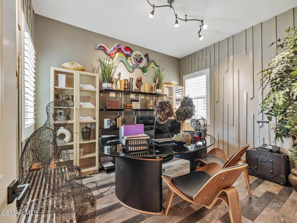 Saugus, CA 91350,27636 Camellia DR