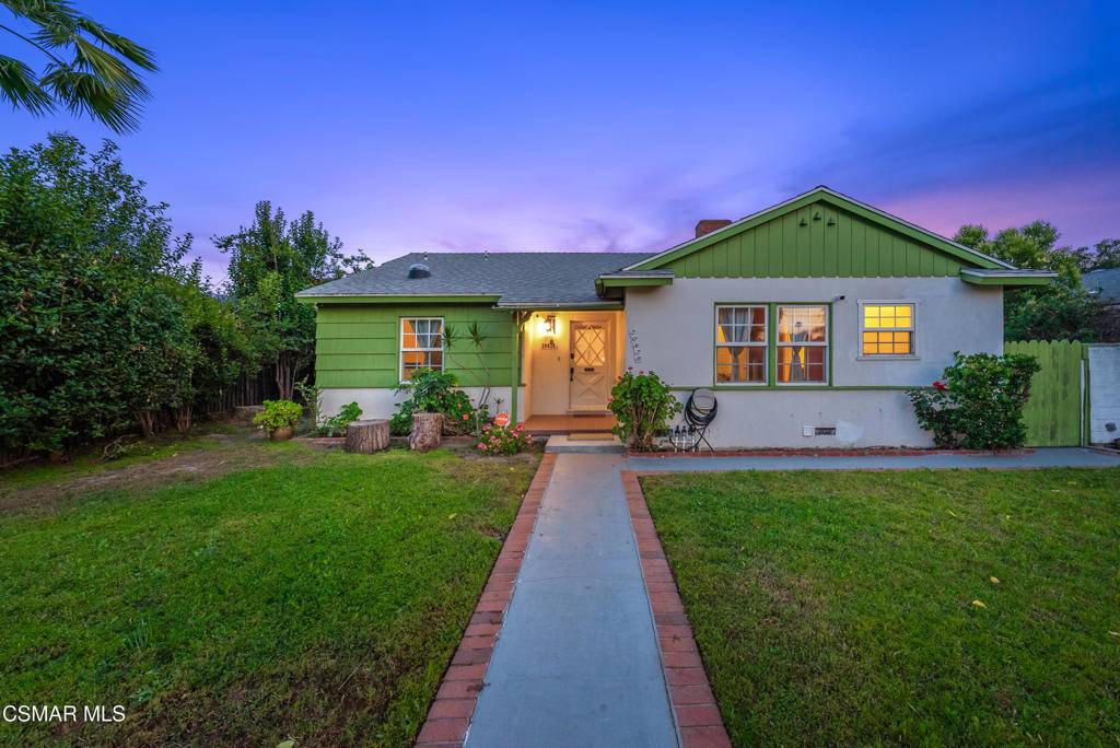 Winnetka, CA 91306,20428 Roscoe BLVD