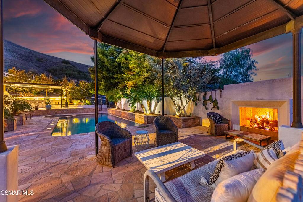 Agoura Hills, CA 91301,6144 1/4 Chesebro RD