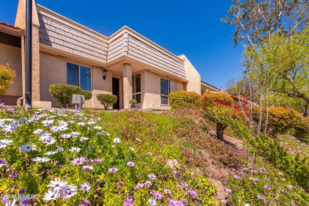 2834 Lakeridge LN, Westlake Village, CA 91361