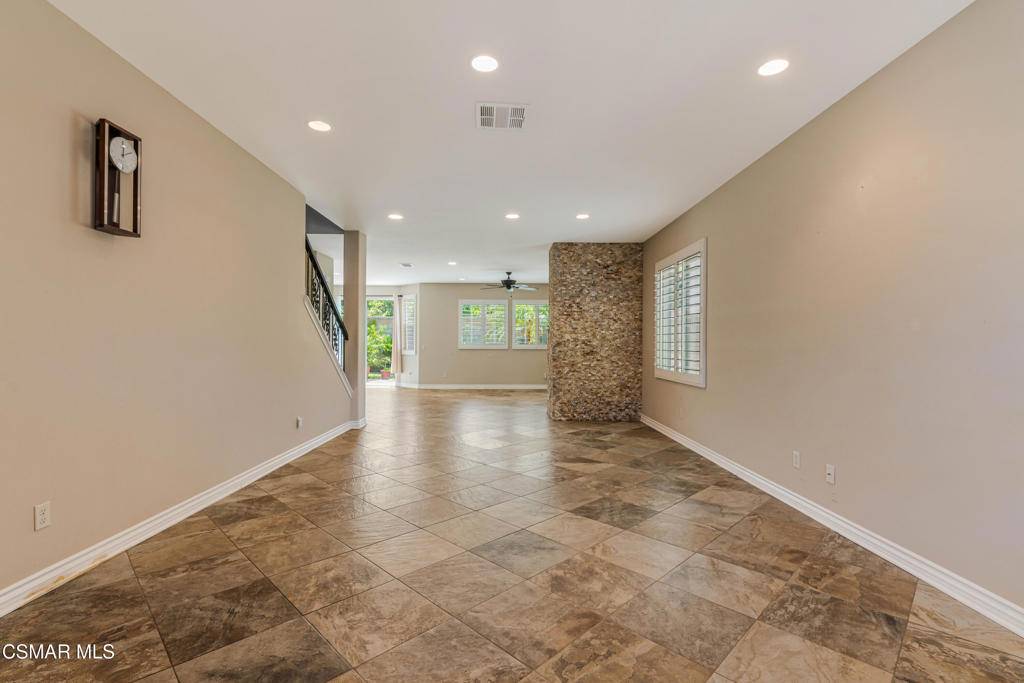 Simi Valley, CA 93065,236 Galway LN
