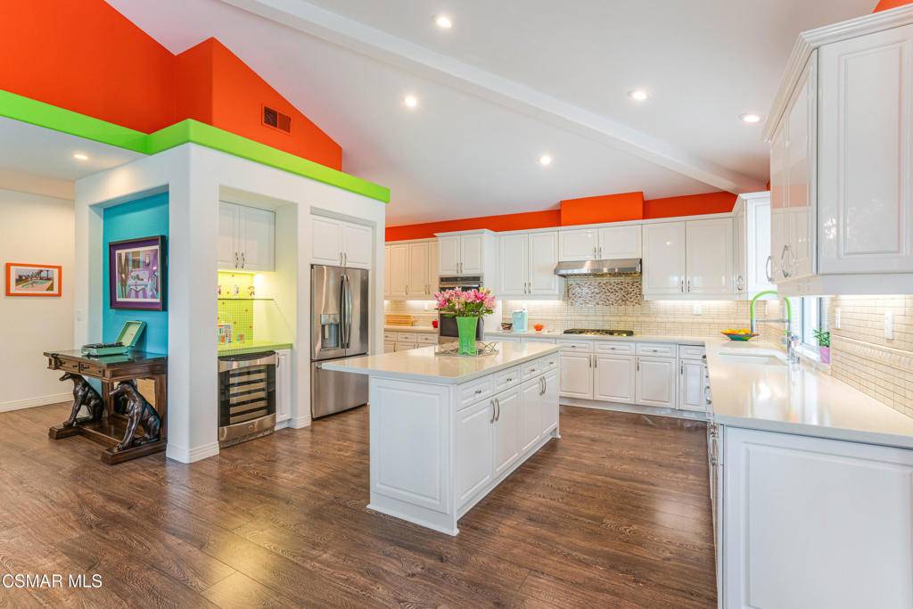 Thousand Oaks, CA 91362,775 Parmenter AVE