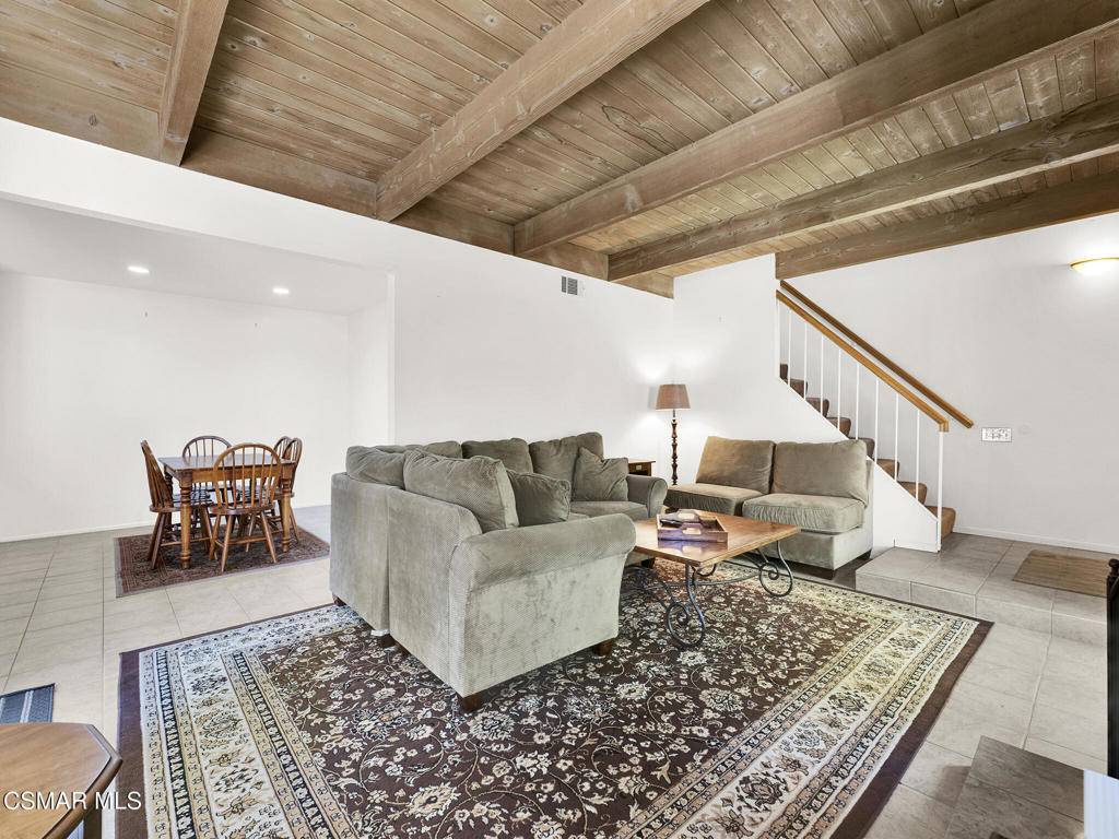 Thousand Oaks, CA 91360,2965 Dogwood CIR