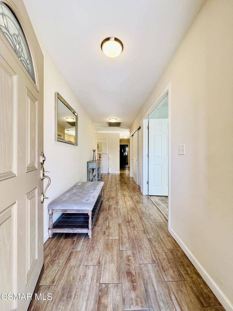 Sacramento, CA 95823,197 Creekside CIR
