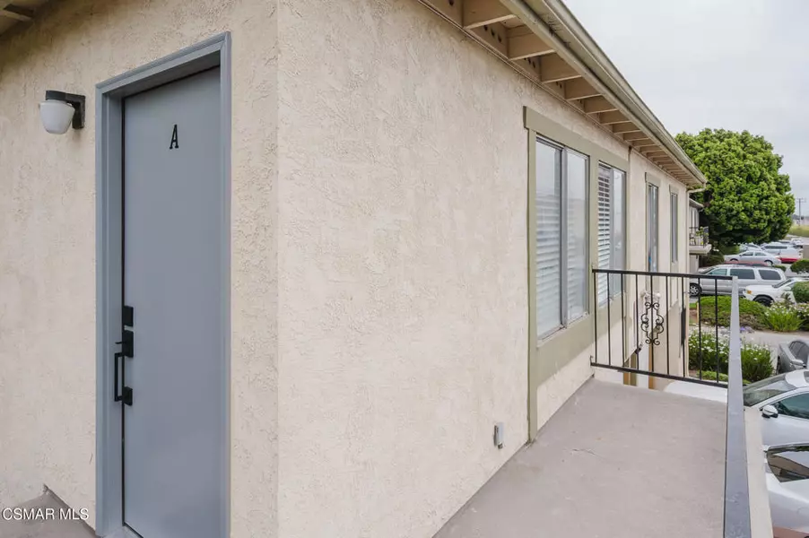 1445 Casa San Carlos LN #A, Oxnard, CA 93033