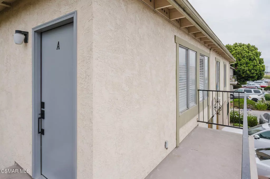 Oxnard, CA 93033,1445 Casa San Carlos LN #A