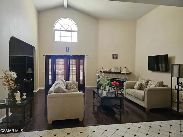 Lancaster, CA 93536,42440 La Gabriella DR