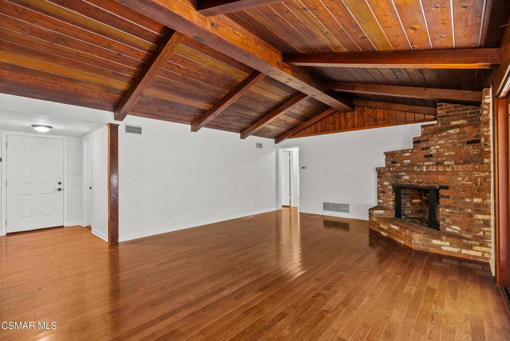 Los Angeles, CA 90068,3422 N Knoll DR