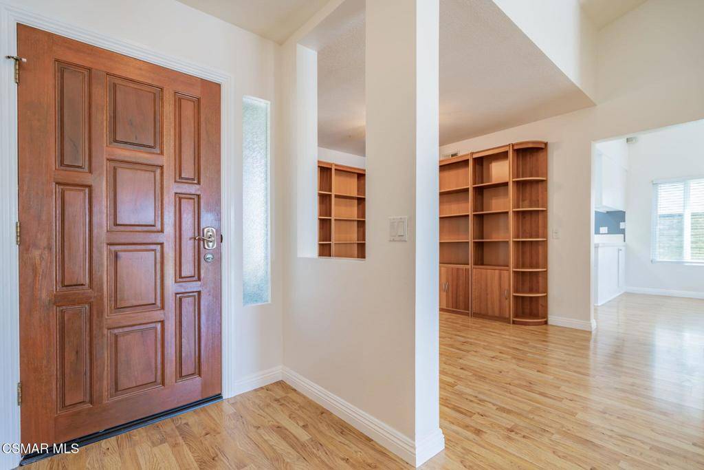 Moorpark, CA 93021,4175 Shady Point DR