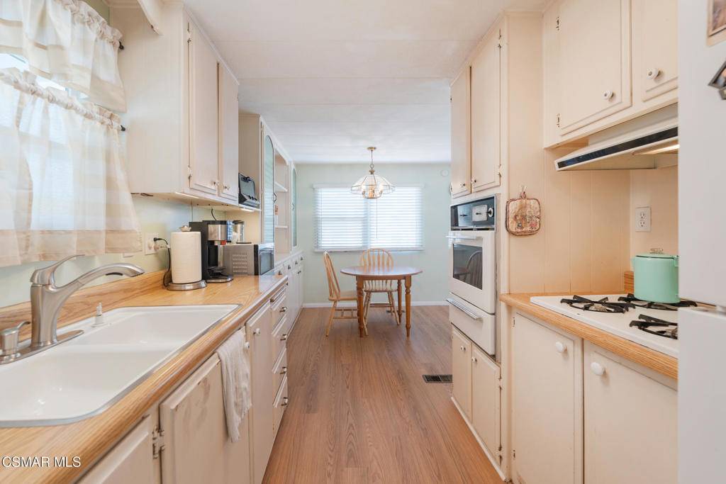 Simi Valley, CA 93063,5150 Los Angeles AVE #90