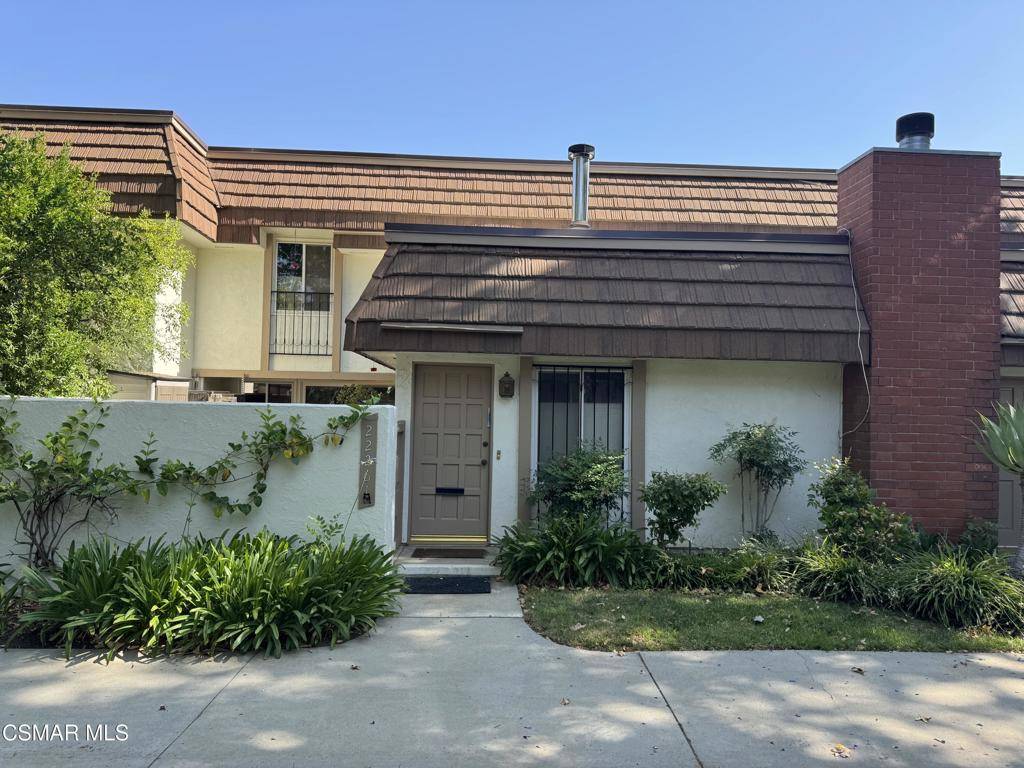 22261 James Alan CIR, Chatsworth, CA 91311