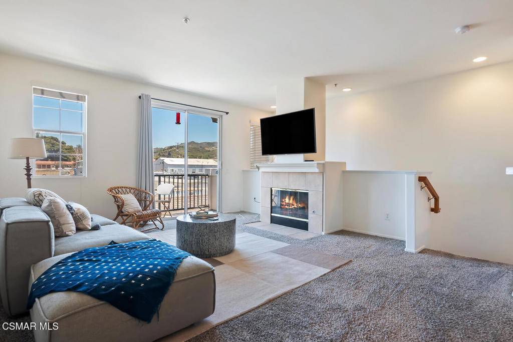 Ventura, CA 93001,2438 Kipana AVE