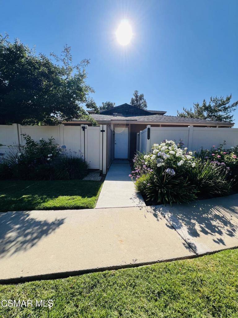28510 Conejo View DR, Agoura Hills, CA 91301