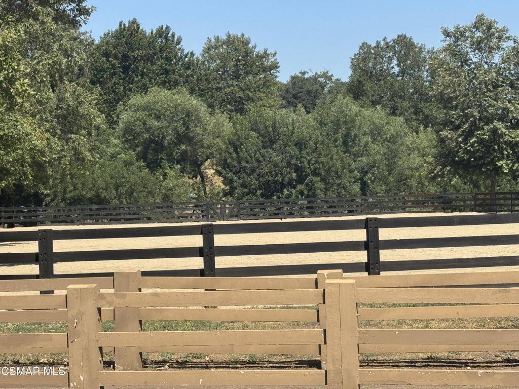 Agoura Hills, CA 91301,28245 W Driver AVE