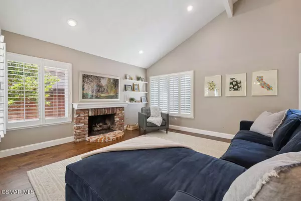 Newbury Park, CA 91320,475 Blackhawk DR