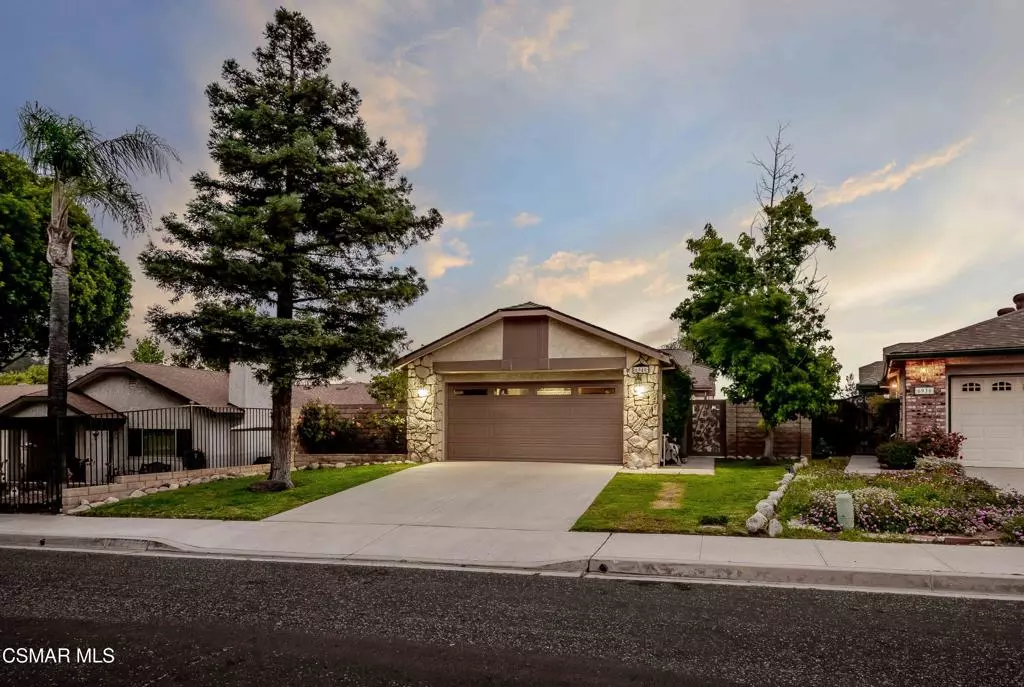 Moorpark, CA 93021,6940 Queens CT