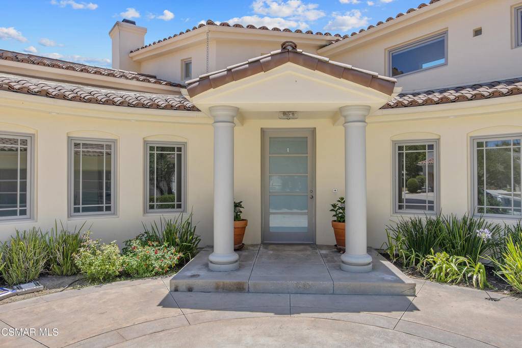 Woodland Hills, CA 91367,5908 Vista De La Luz