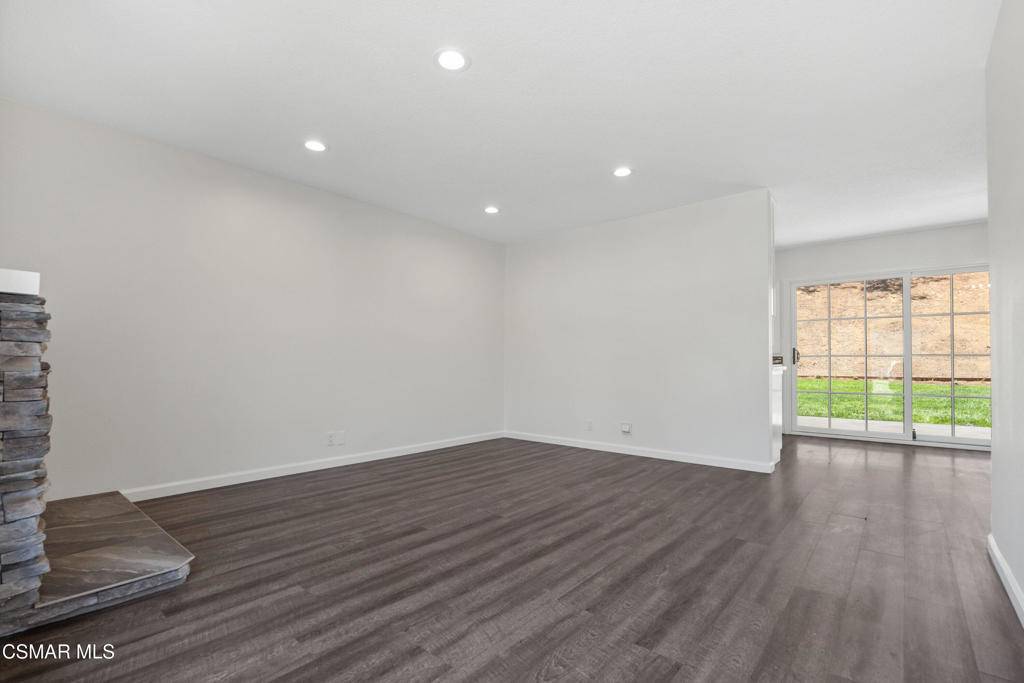 Newbury Park, CA 91320,539 American Oaks AVE