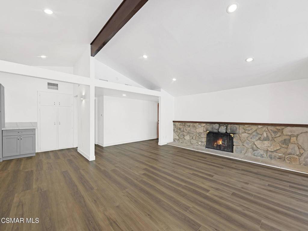 Northridge, CA 91325,17531 Lemarsh ST