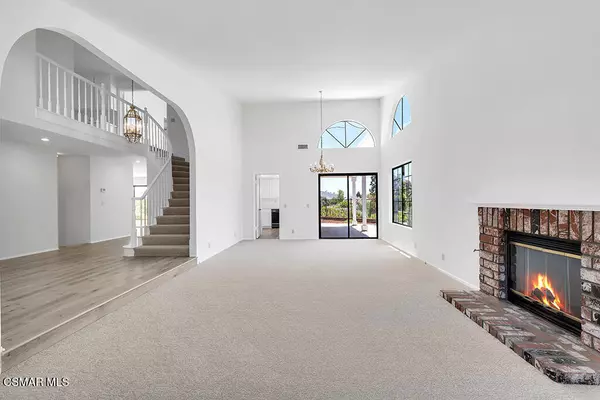 Thousand Oaks, CA 91362,2568 Picadilly CIR