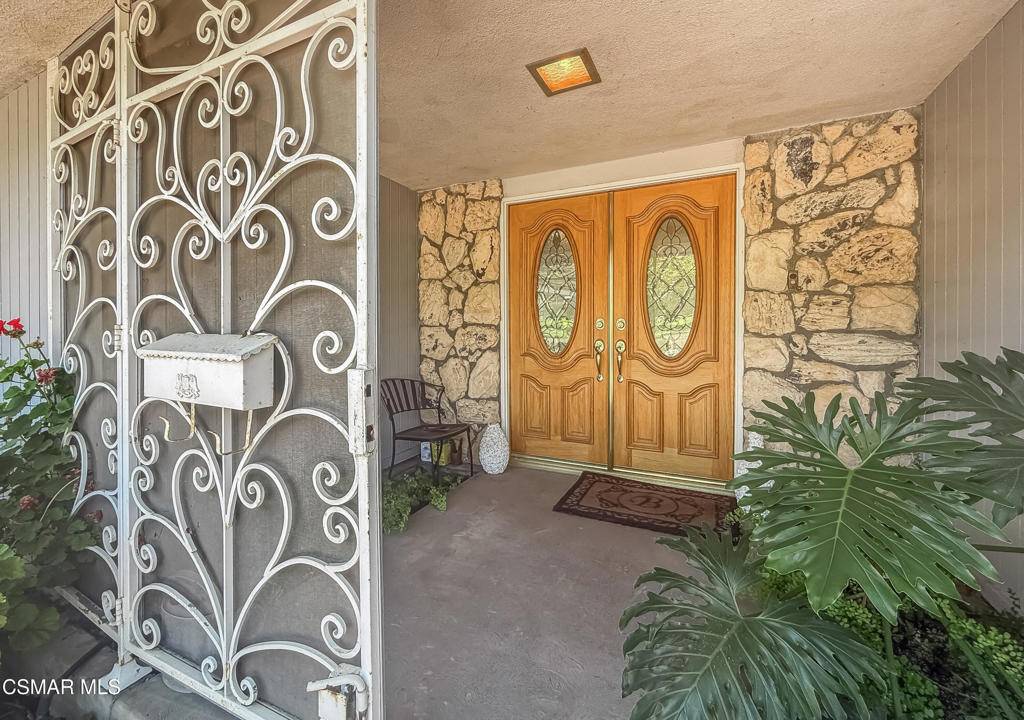 Santa Paula, CA 93060,370 View DR