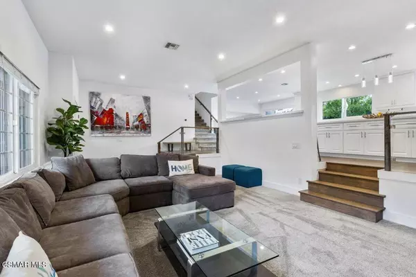 Thousand Oaks, CA 91360,373 Massey ST