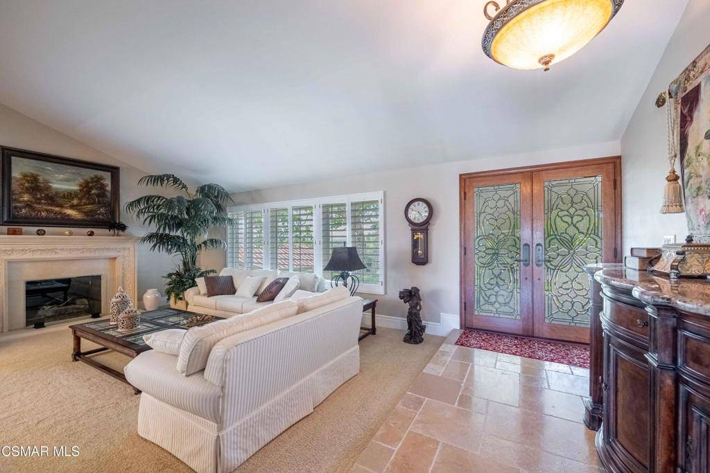 Westlake Village, CA 91361,2221 Hillsbury RD