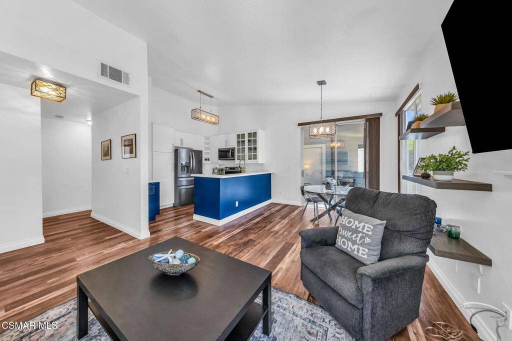 Thousand Oaks, CA 91362,2450 Pleasant WAY #N