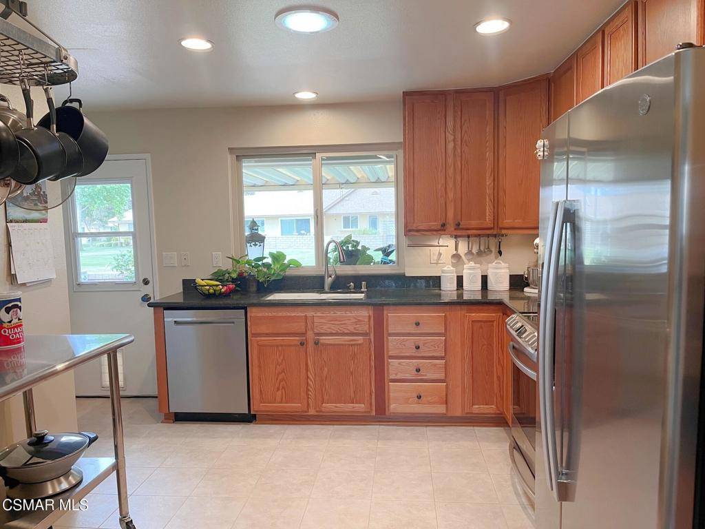 Camarillo, CA 93012,7415 Village 7