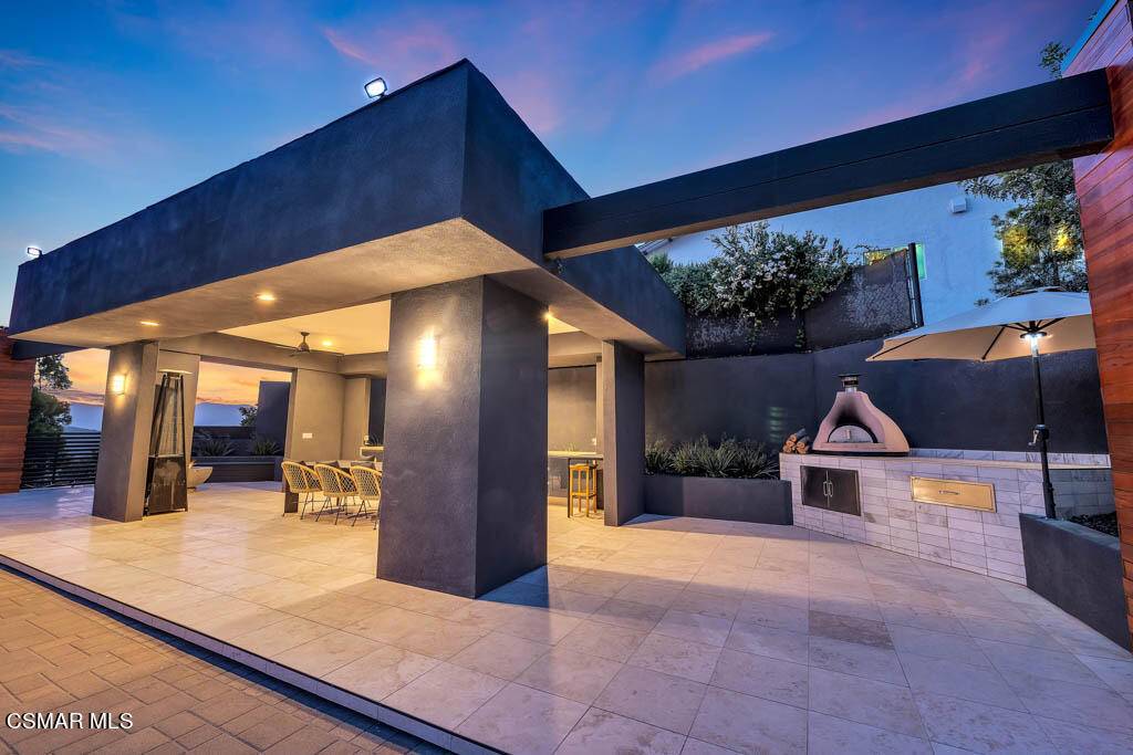 Thousand Oaks, CA 91360,1897 Calle Salto