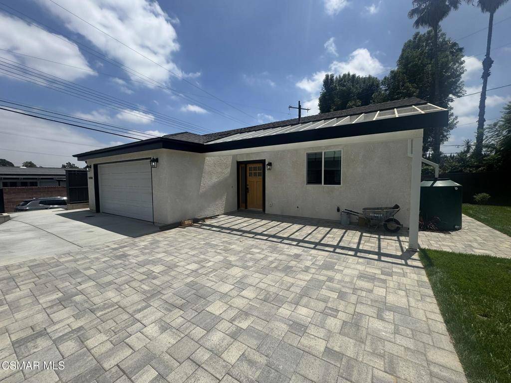 Granada Hills, CA 91344,17018 Midwood DR