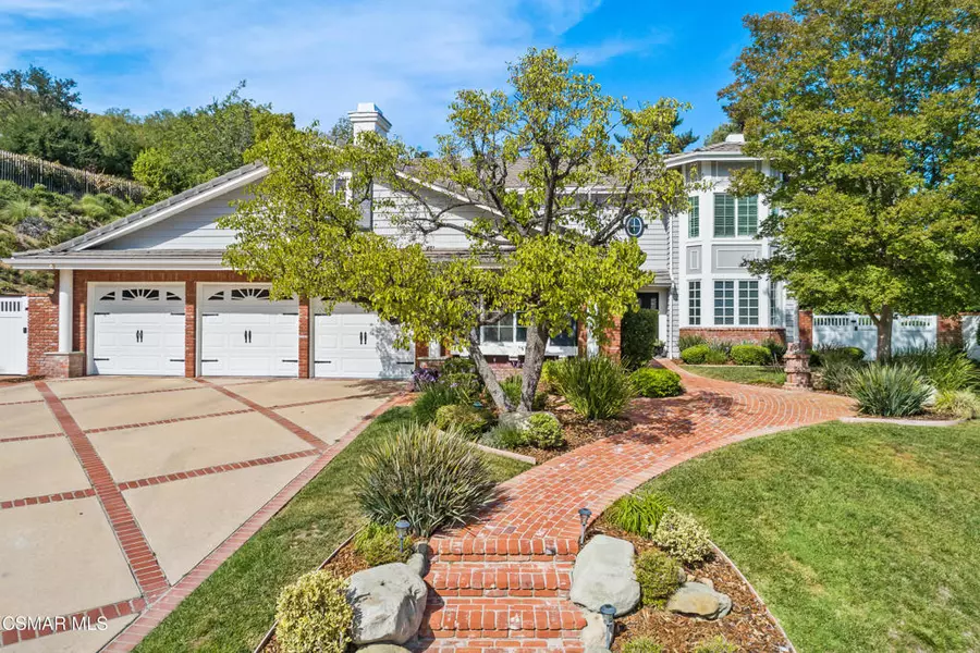 1390 Lafitte DR, Oak Park, CA 91377