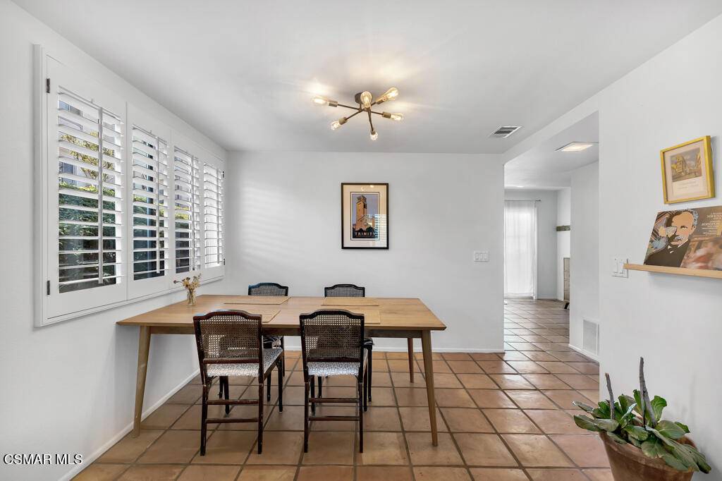 Thousand Oaks, CA 91361,224 Green Lea PL
