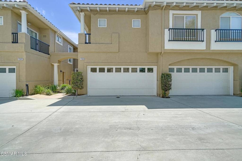 Moorpark, CA 93021,11543 Treeview CT