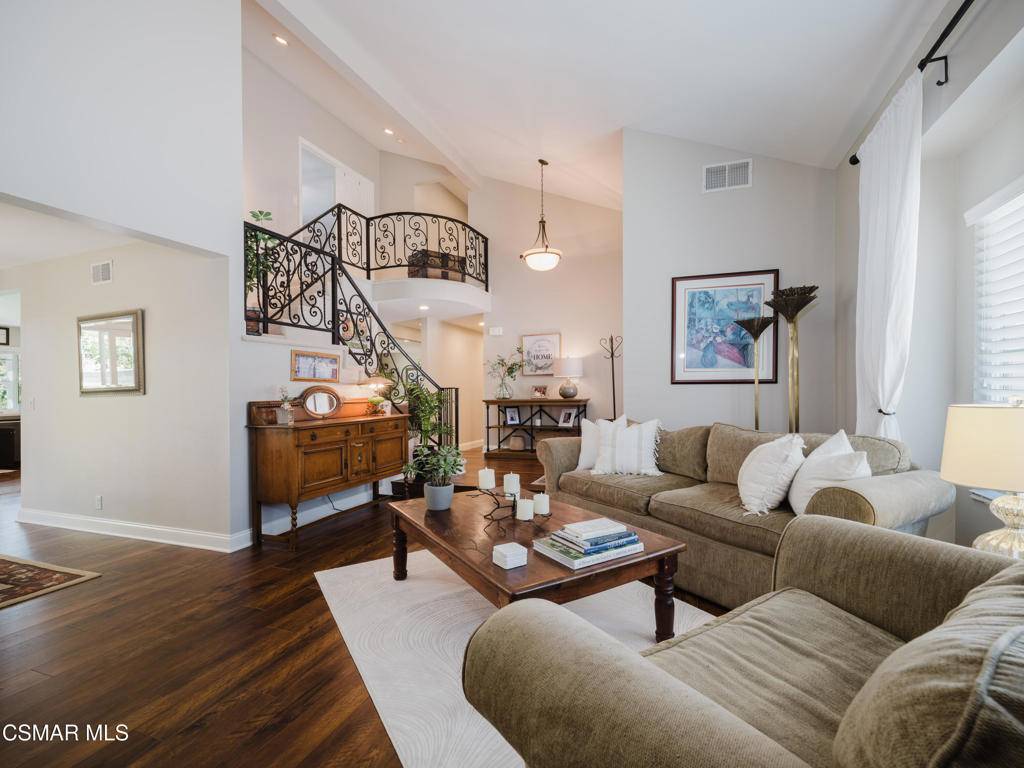 Newbury Park, CA 91320,475 Highview ST