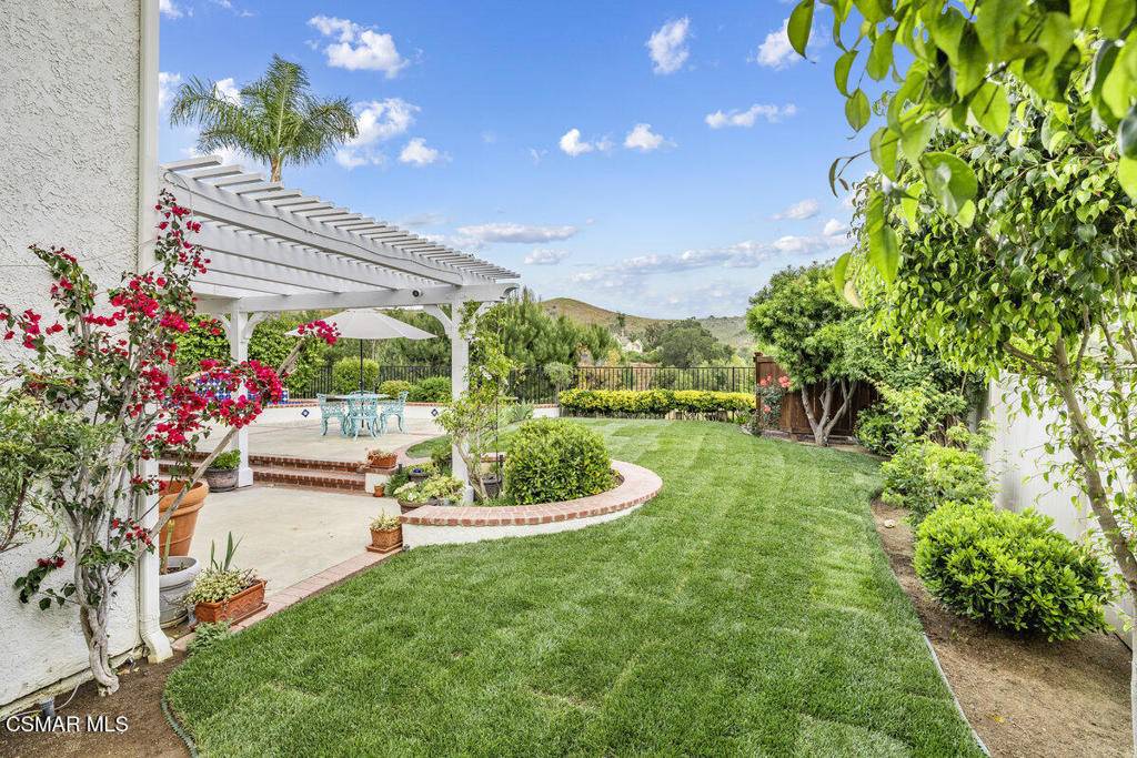 Oak Park, CA 91377,6690 Oak Springs DR