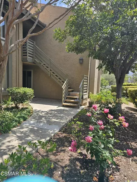 460 Arbor Lane CT ##203, Thousand Oaks, CA 91360