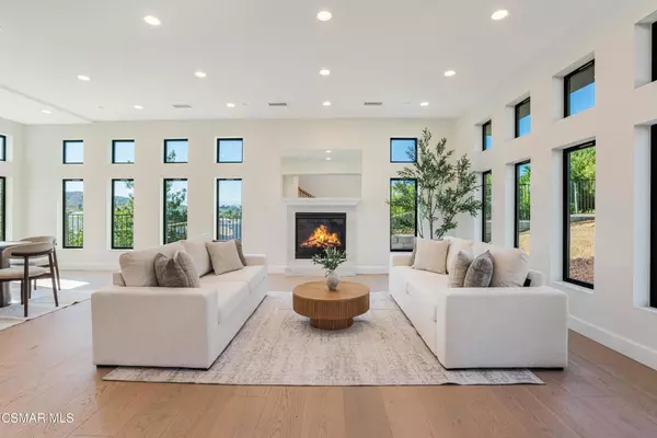 Simi Valley, CA 93065,252 Capri DR