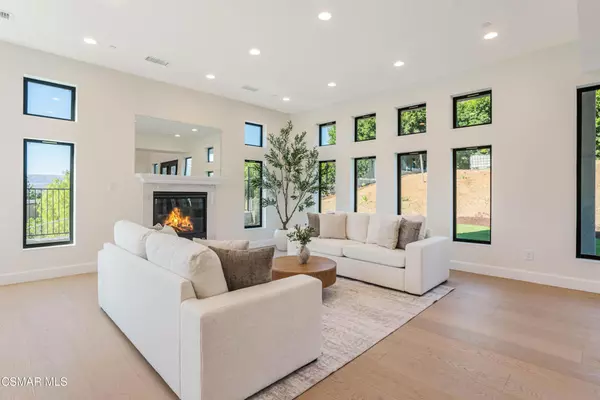 Simi Valley, CA 93065,252 Capri DR