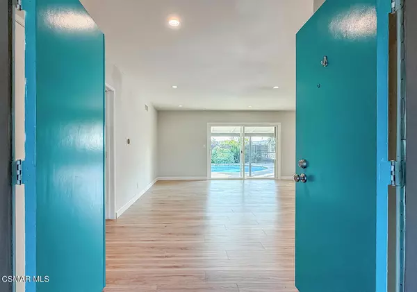 Thousand Oaks, CA 91360,1251 Buckingham DR