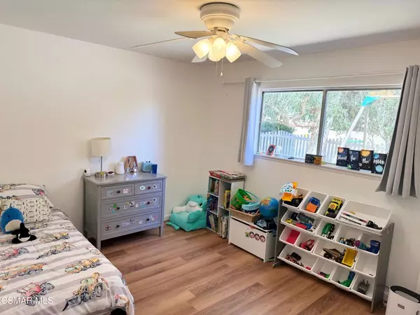 Calabasas, CA 91302,5808 Greenview RD