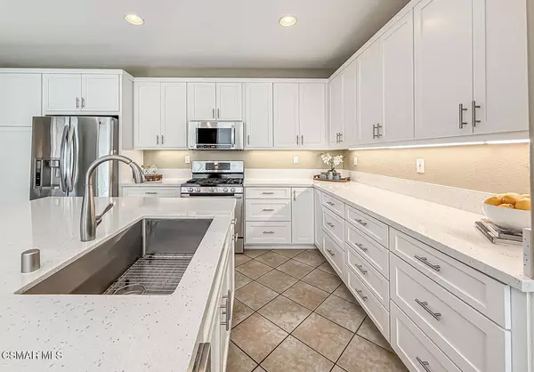 Simi Valley, CA 93063,2511 Aurora LN