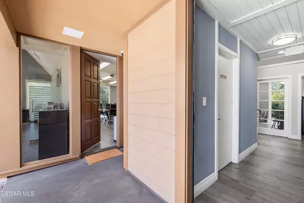 Glendale, CA 91208,2505 Canada #3