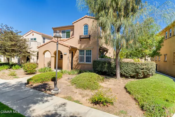 2952 Palmera LN, Simi Valley, CA 93065