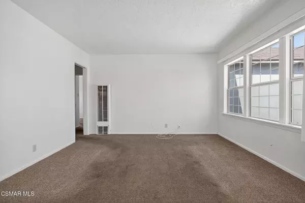 Oxnard, CA 93033,342 E Hemlock ST