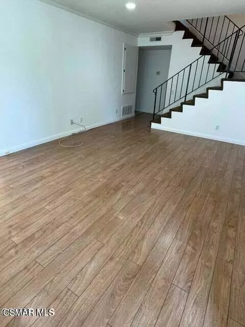 Thousand Oaks, CA 91362,1713 Avenida De Las Flores