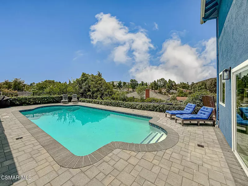 224 Whitworth ST, Thousand Oaks, CA 91360