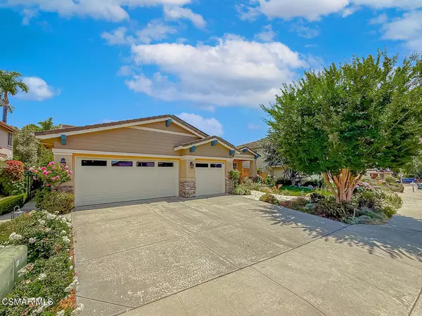 Newbury Park, CA 91320,678 Via Carro