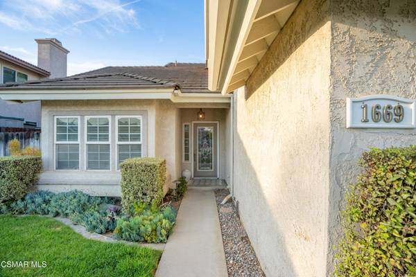 Camarillo, CA 93012,1669 Ridgewood DR