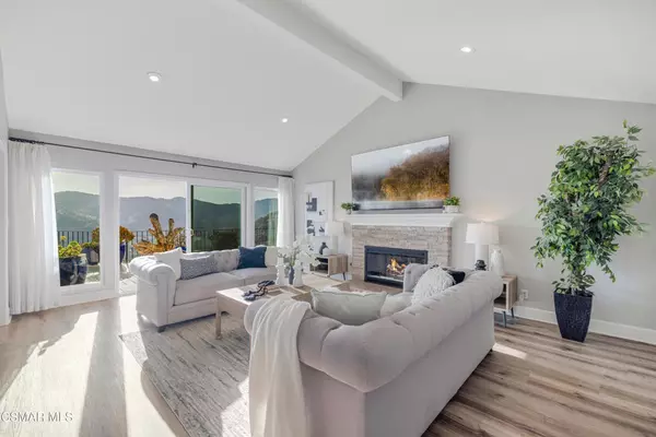 Westlake Village, CA 91361,1660 Valecroft AVE
